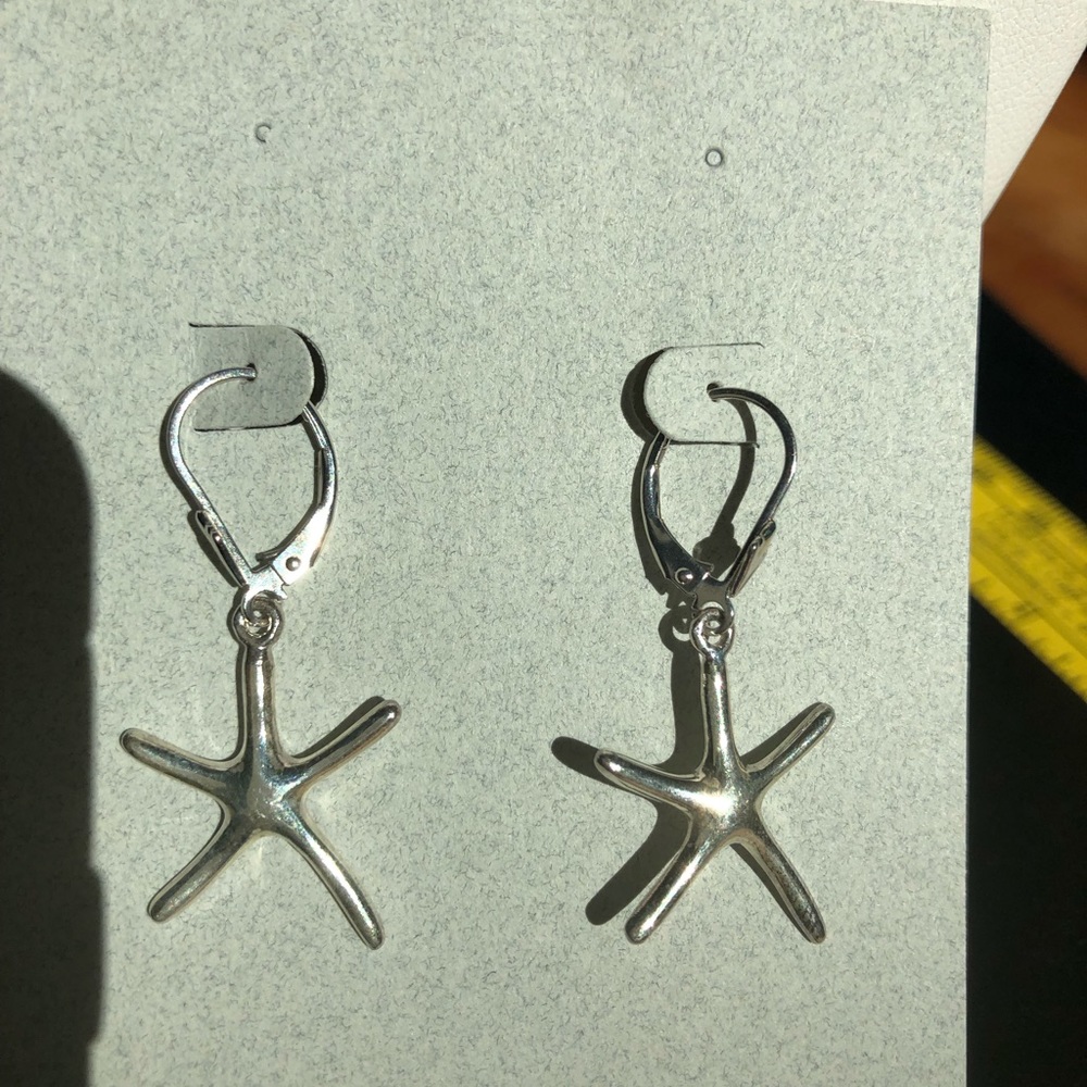 New, Silver starfish earrings